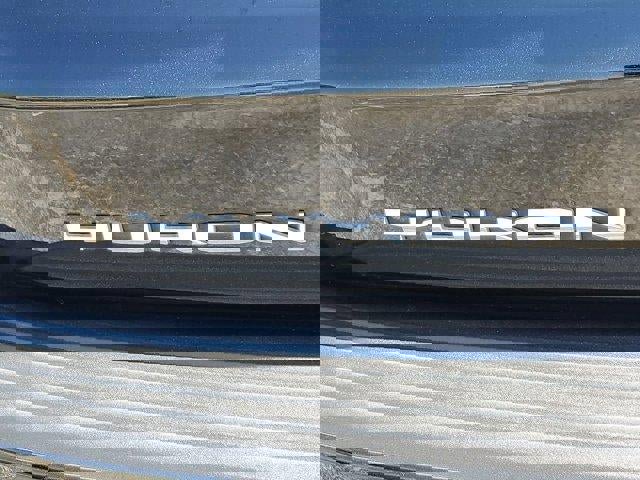 Used 2022 GMC Yukon AT4 image 6