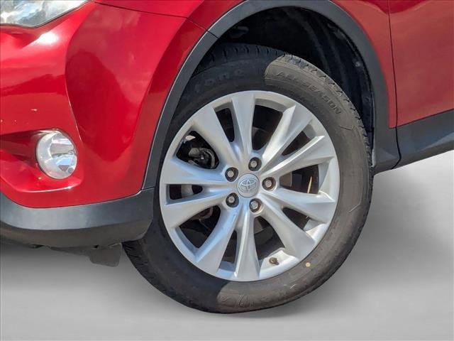 Used 2019 Toyota RAV4 XLE Premium image 22