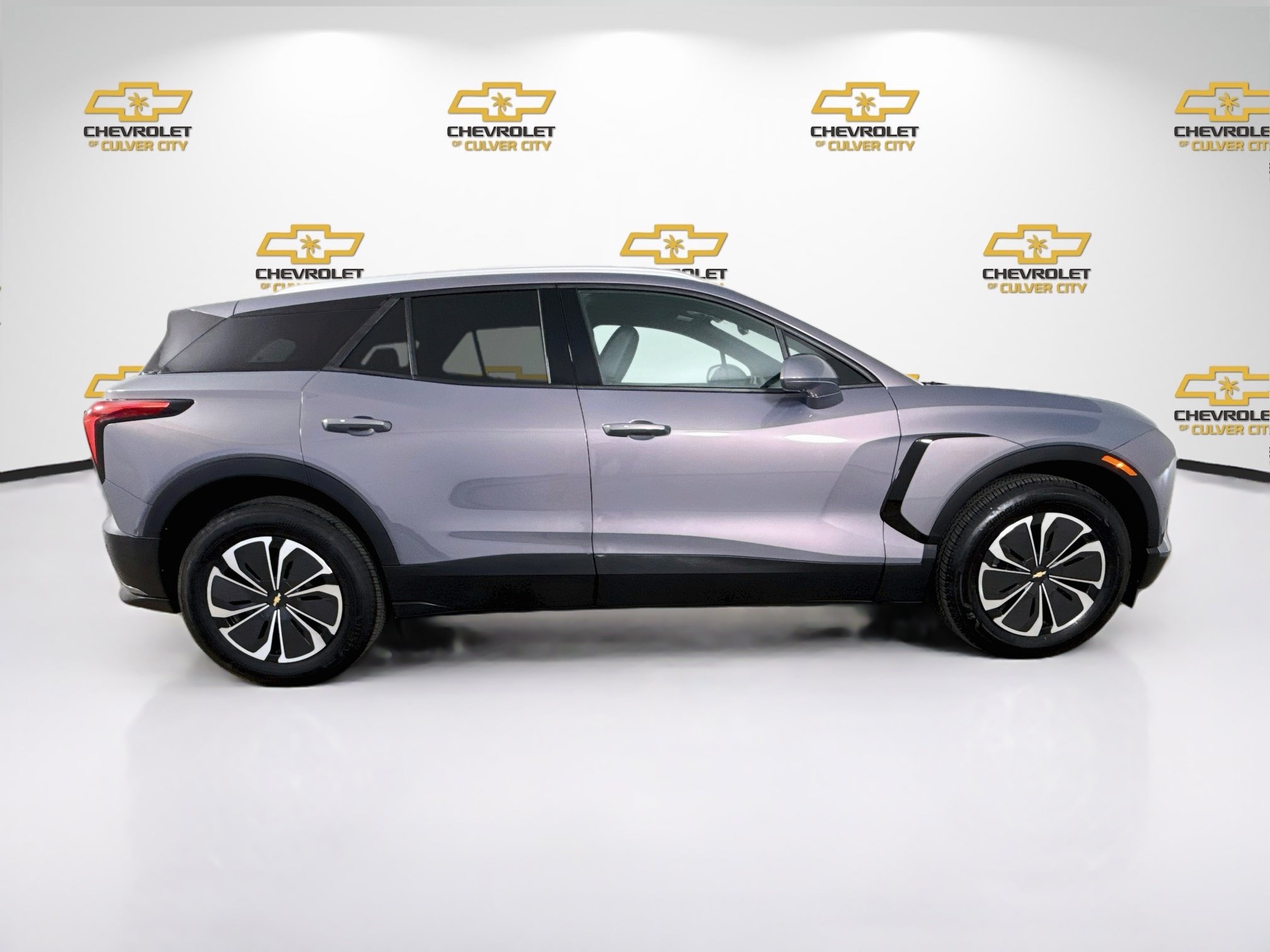 New 2024 Chevrolet Blazer EV LT AWD/4WD image 9