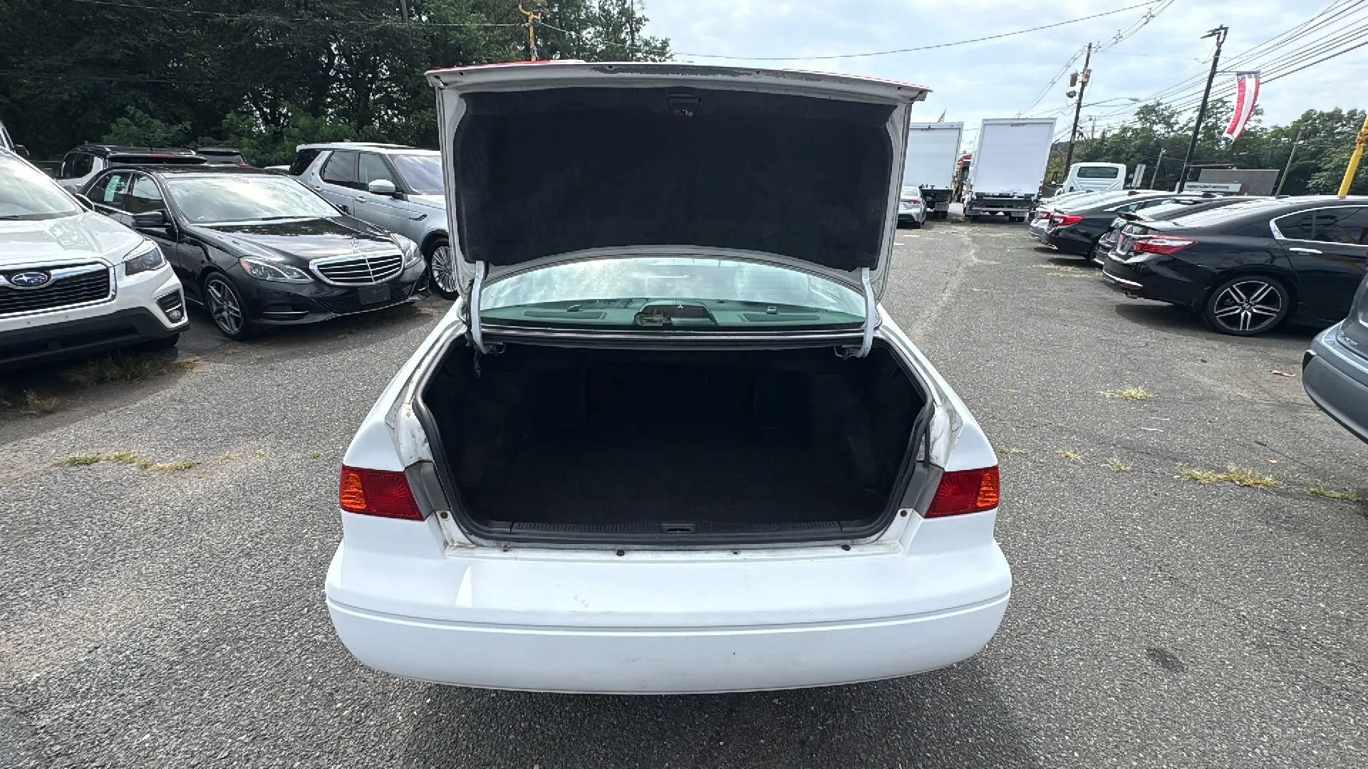 Used 2000 Toyota Camry LE FWD image 15