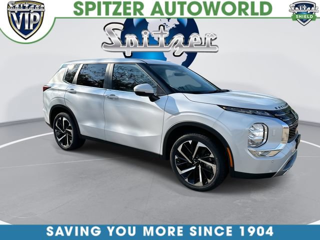 Used 2024 Mitsubishi Outlander SE AWD/4WD image 2