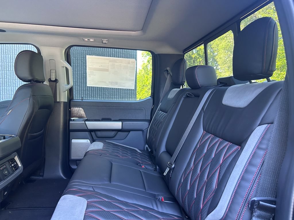 New 2026 Ford F250 Lariat w/ Black Appearance Package AWD/4WD image 14