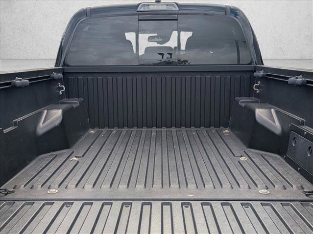Used 2022 Toyota Tacoma SR5 RWD image 6