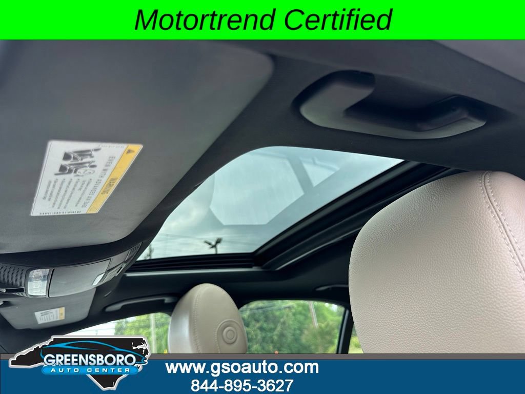 Used 2020 Mercedes-Benz C 300 4MATIC Sedan w/ AMG Line image 7