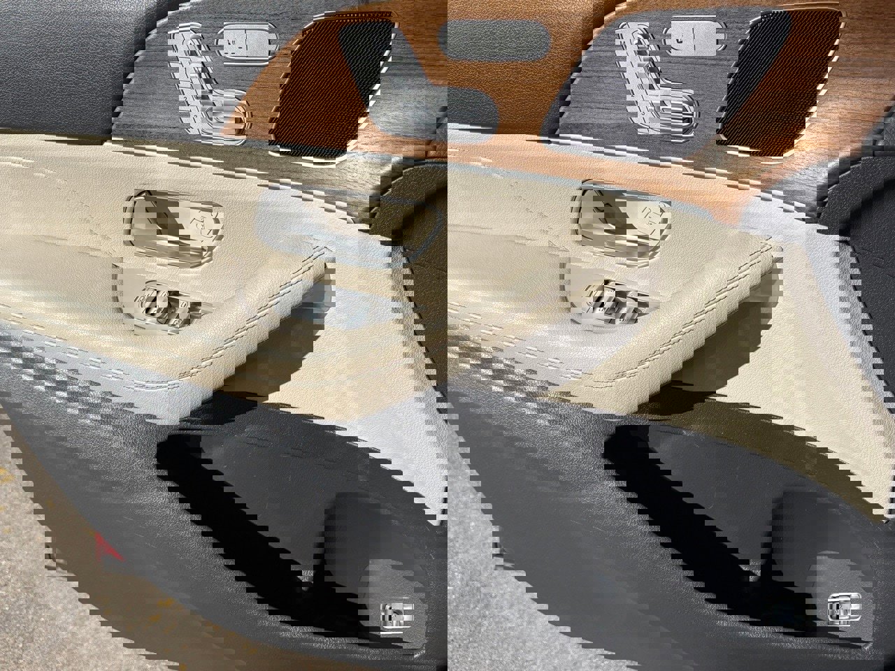 Used 2020 Mercedes-Benz GLE 350 4MATIC image 34