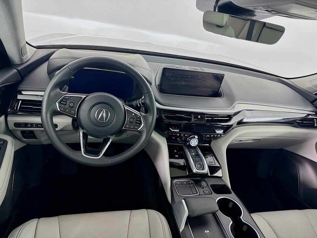 Used 2023 Acura MDX SH-AWD w/ Technology Package image 24