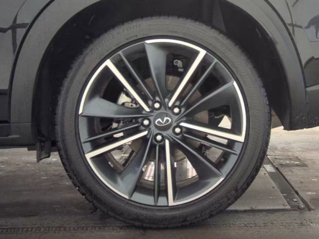 Used 2025 INFINITI QX55 Luxe AWD/4WD image 19