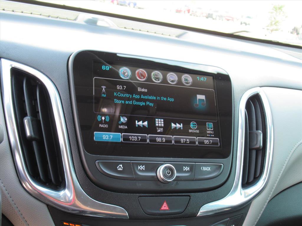 Used 2018 Chevrolet Equinox Premier image 22