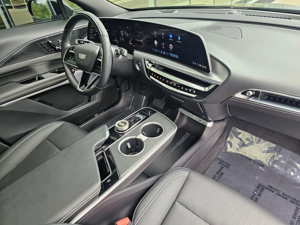 Certified 2024 Cadillac Lyriq Sport AWD/4WD image 10