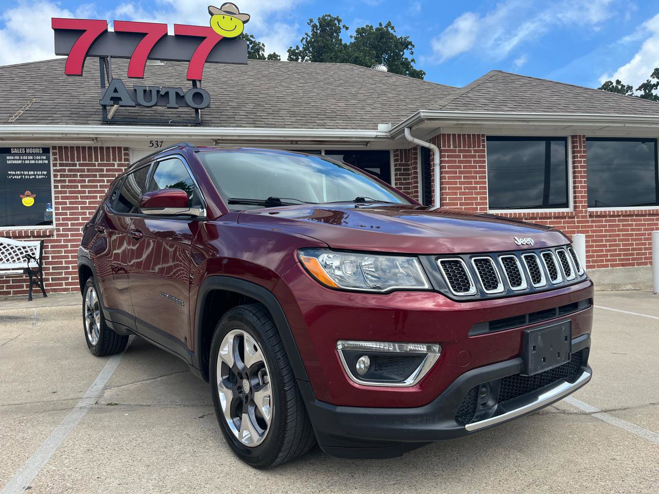 Used 2021 Jeep Compass Limited FWD image 1