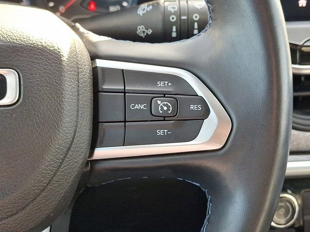 Certified 2022 Jeep Compass Latitude w/ Convenience Group image 26