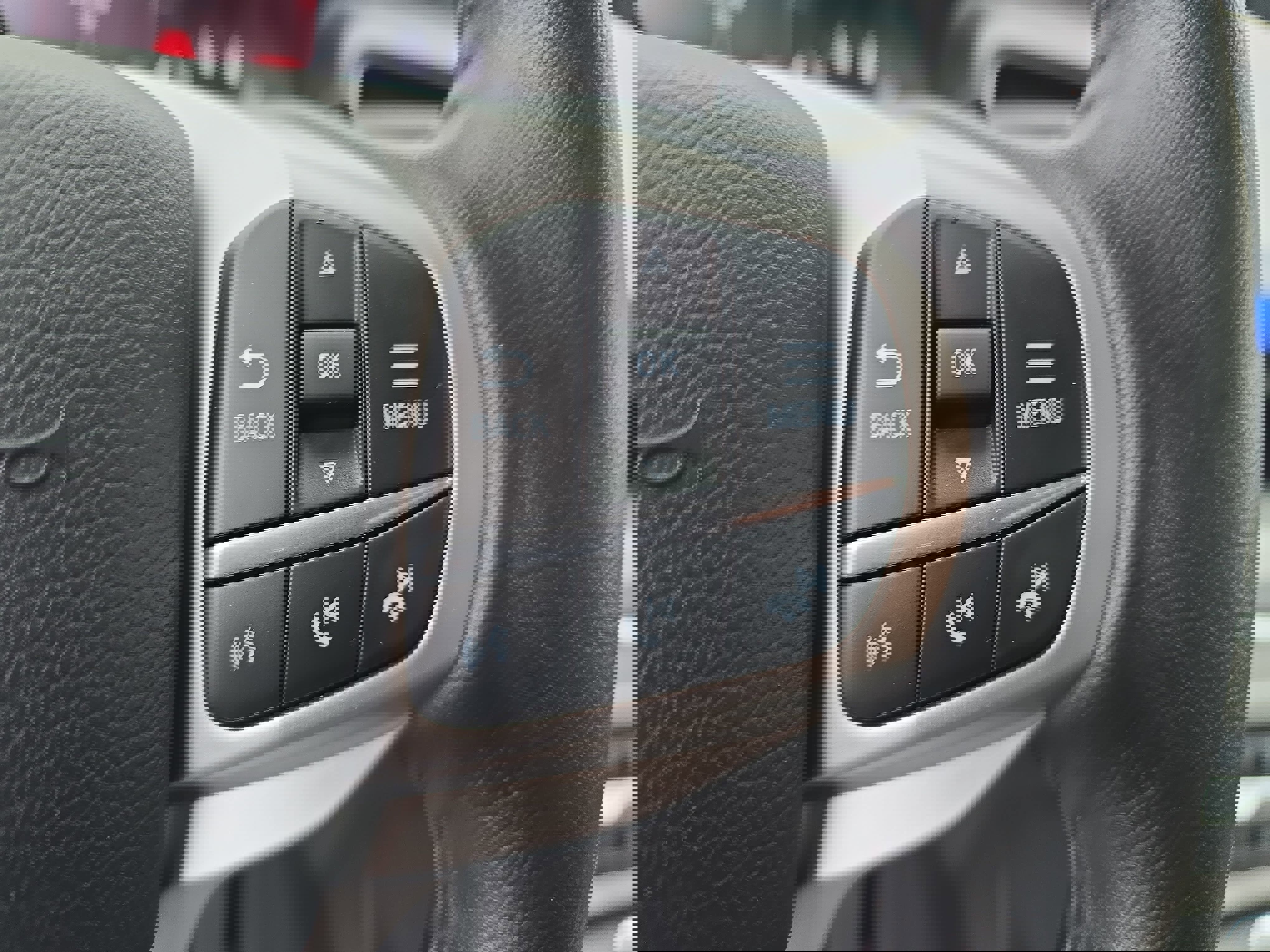 Used 2021 Ford Explorer XLT w/ Equipment Group 202A image 20