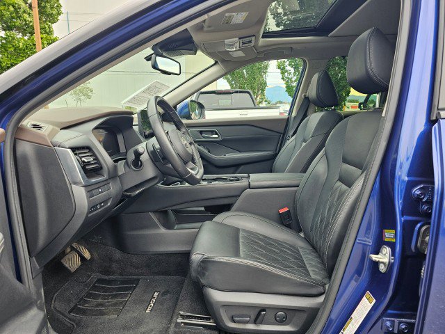 Used 2023 Nissan Rogue Platinum AWD/4WD image 27