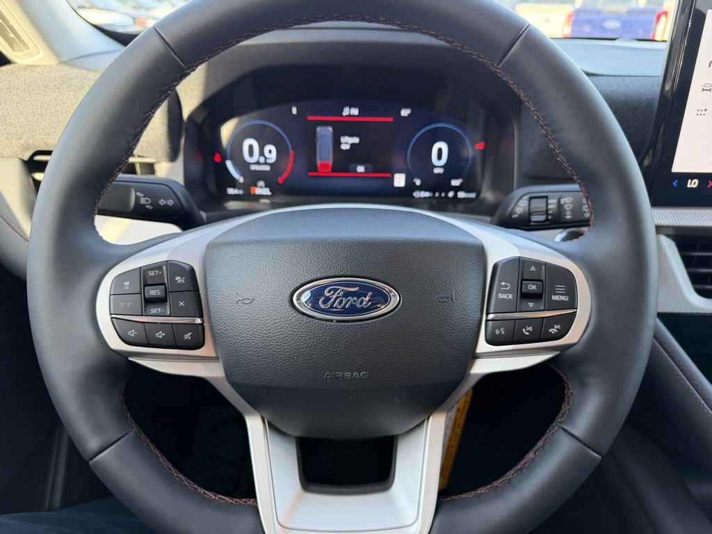 New 2026 Ford Explorer Active w/ Active Comfort Package RWD image 30