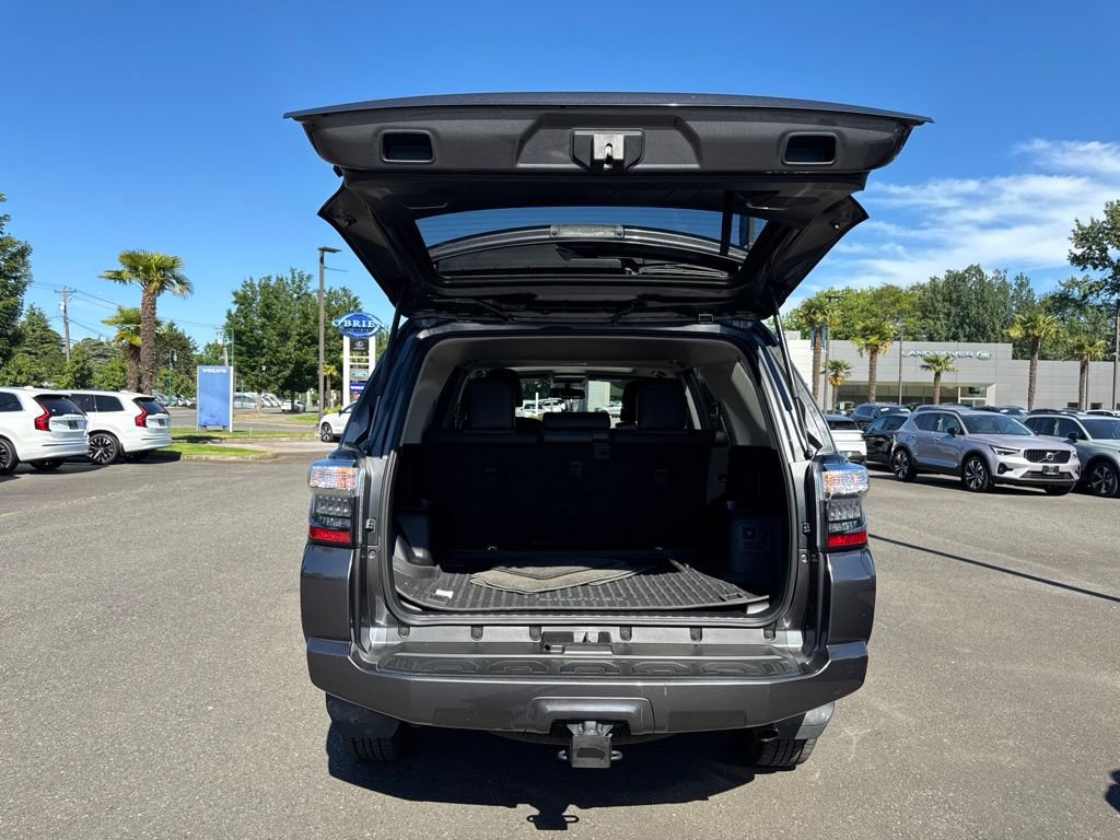 Used 2019 Toyota 4Runner SR5 Premium AWD/4WD image 16
