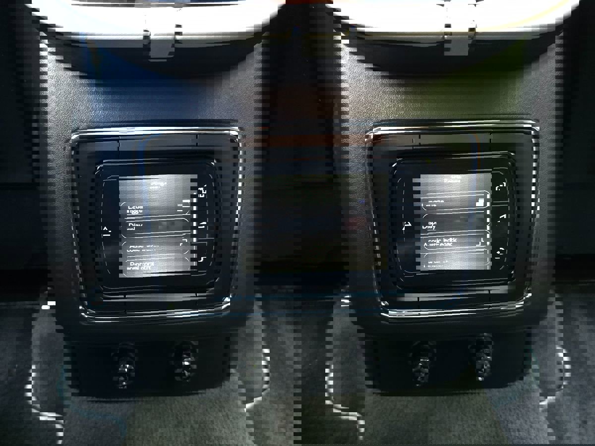 Used 2020 Bentley Bentayga Design Series image 20