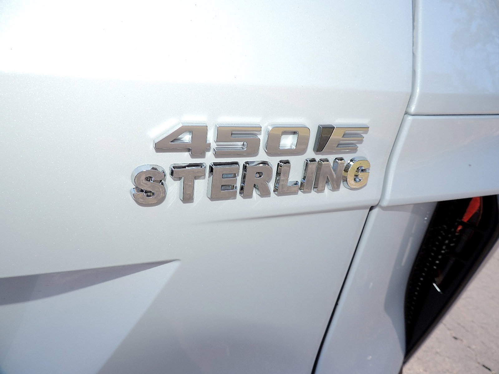 New 2026 Cadillac Lyriq Premium Luxury image 13