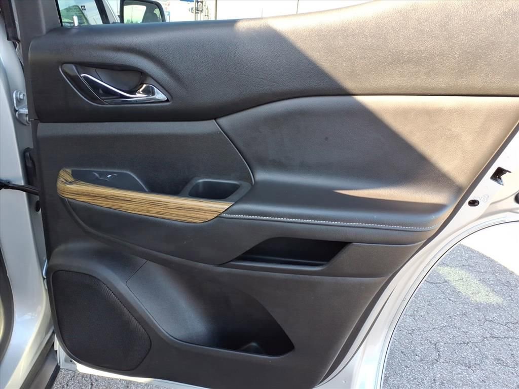 Used 2018 GMC Acadia Denali w/ Technology Package image 13