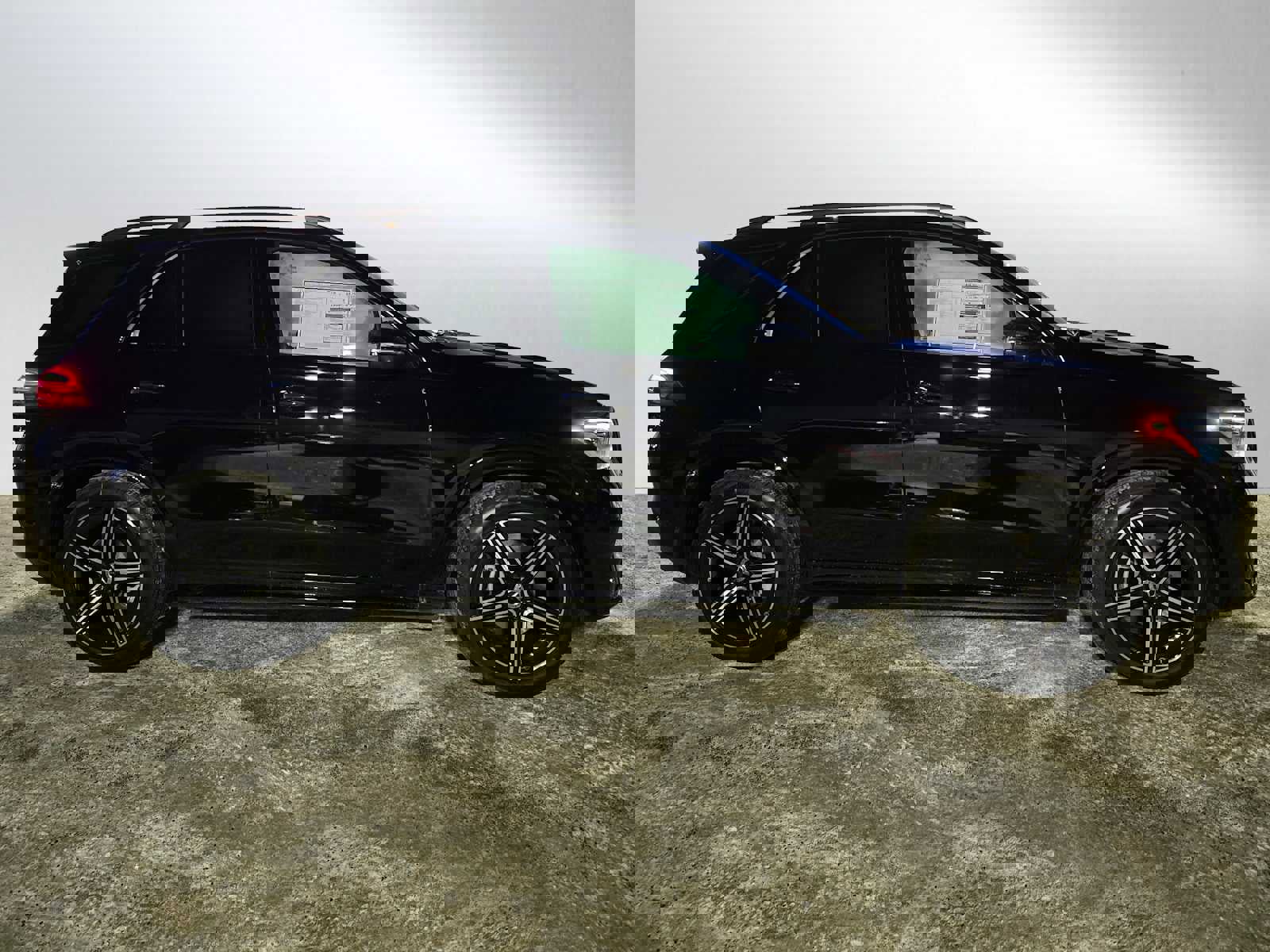 New 2026 Mercedes-Benz GLE 580 4MATIC image 2