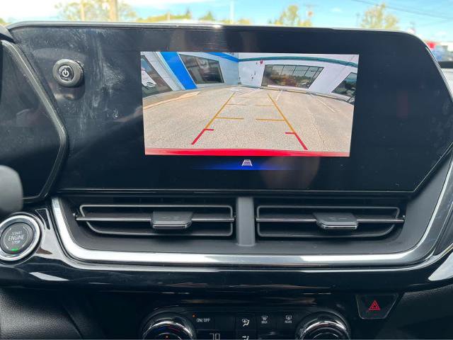 Used 2025 Chevrolet Trax RS w/ Driver Confidence Package FWD image 22