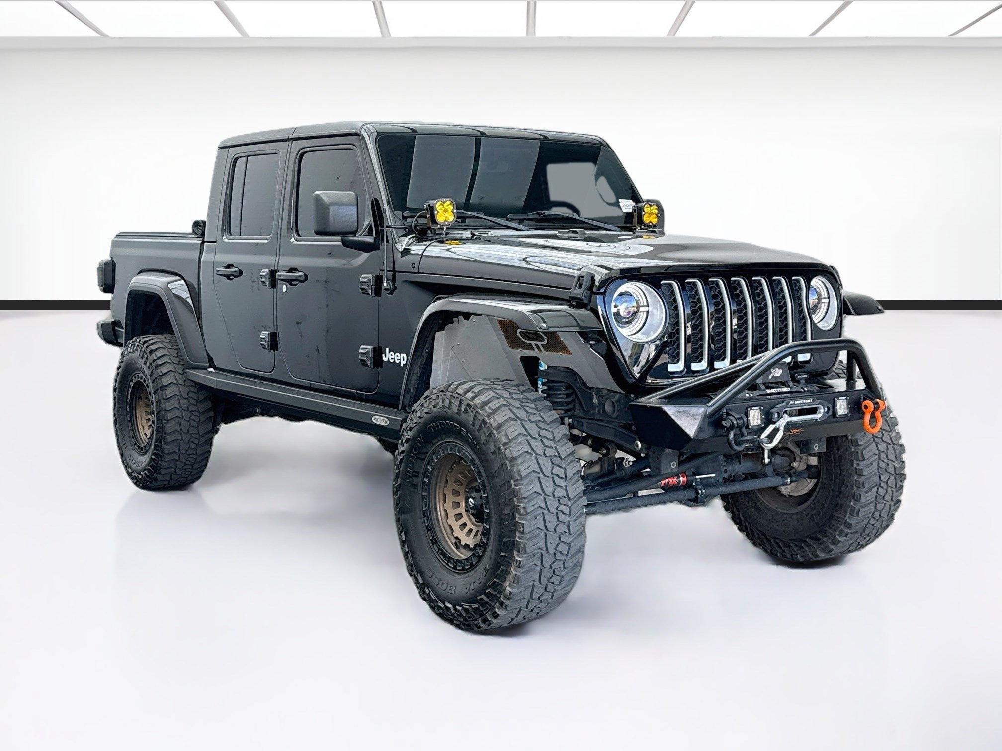 Used 2020 Jeep Gladiator Overland AWD/4WD image 3