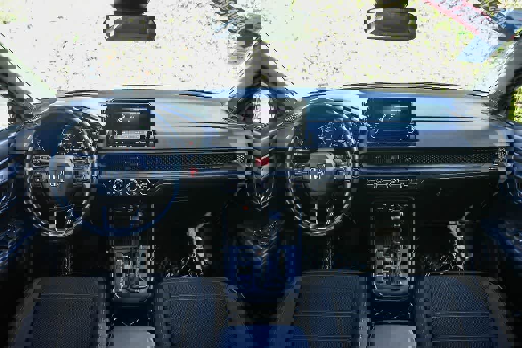 Used 2023 Honda CR-V Sport image 14