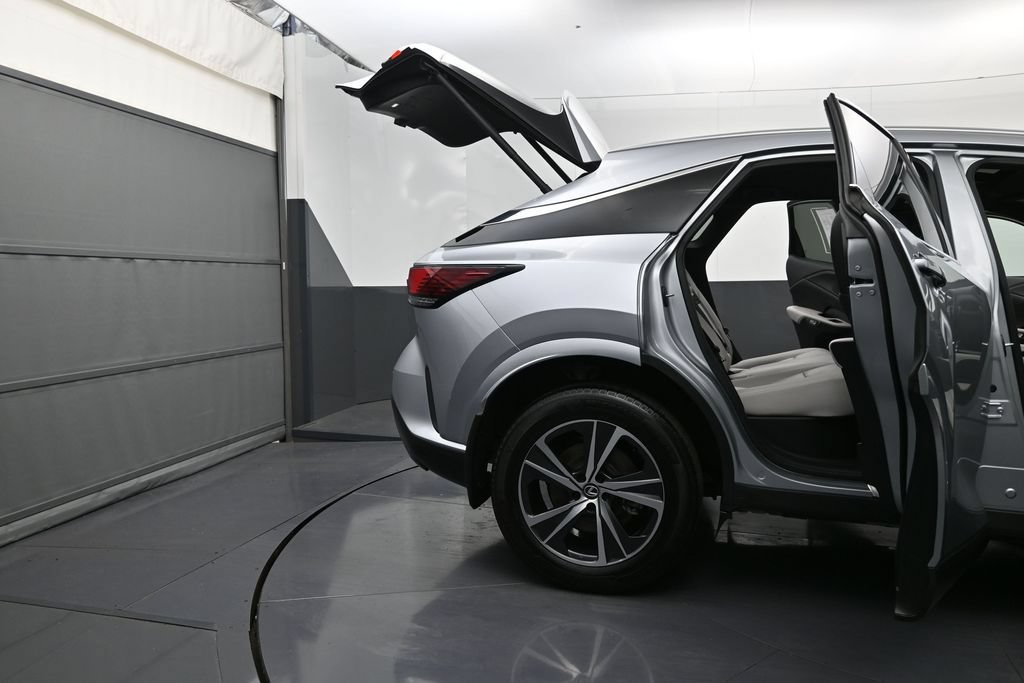 Used 2023 Lexus RX 350 Premium w/ Accessory Package AWD/4WD image 10