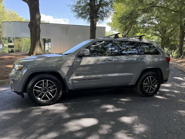 Used 2021 Jeep Grand Cherokee Trailhawk w/ Trailhawk Luxury Group AWD/4WD image 3