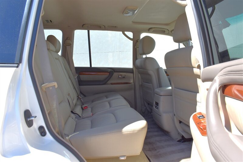 Used 2007 Lexus LX 470 4WD image 28