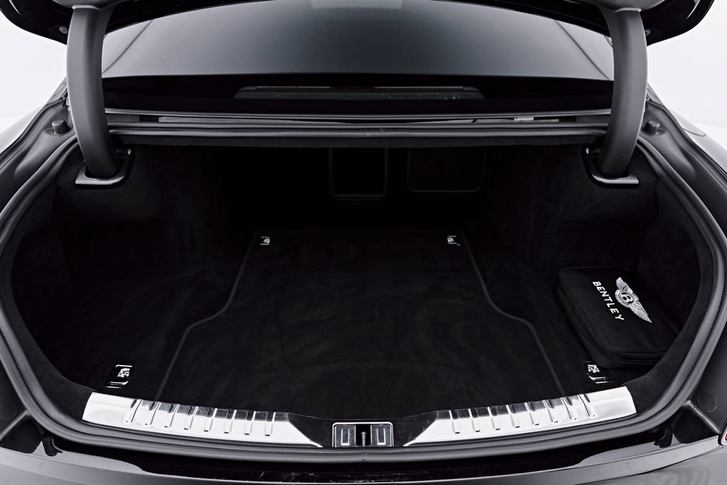 Used 2022 Bentley Flying Spur V8 AWD/4WD image 28