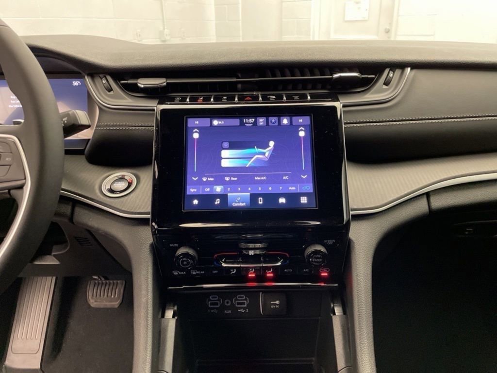 New 2026 Jeep Grand Cherokee Laredo X image 10