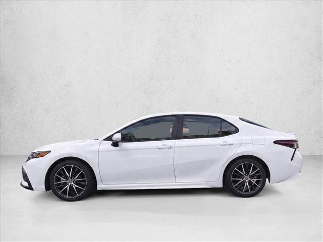 Used 2023 Toyota Camry SE FWD image 4