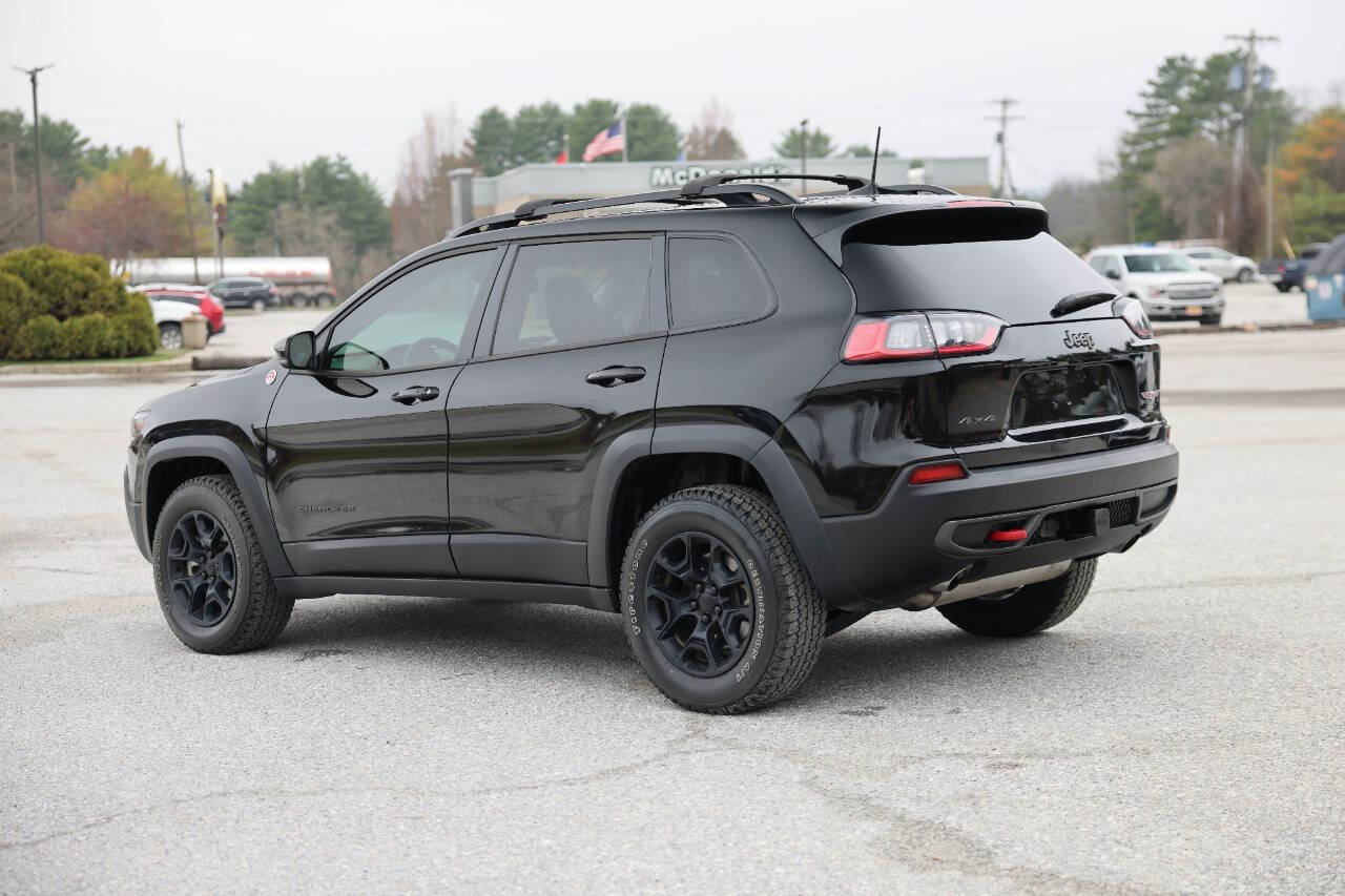 Used 2022 Jeep Cherokee Trailhawk w/ Sun, Sound & Nav Group image 4