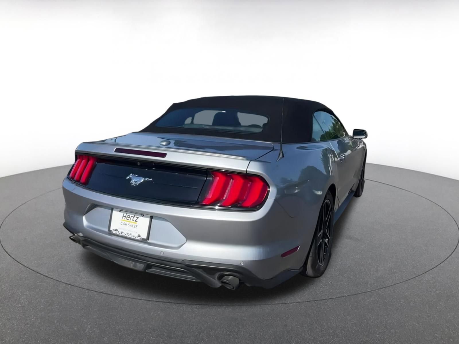 Used 2023 Ford Mustang Premium image 14