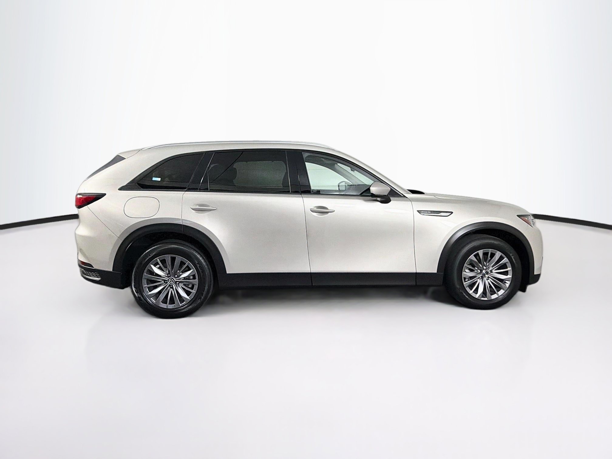 Used 2024 MAZDA CX-90 Plug-In Hybrid w/ Preferred AWD/4WD image 10