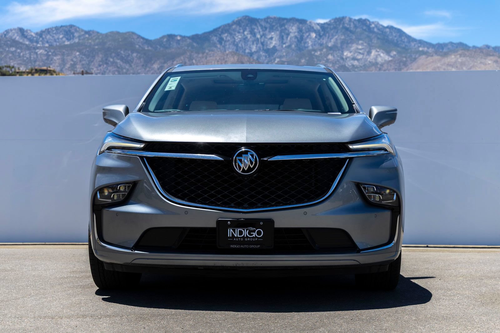 Used 2023 Buick Enclave Avenir w/ Avenir Technology Package AWD/4WD image 4