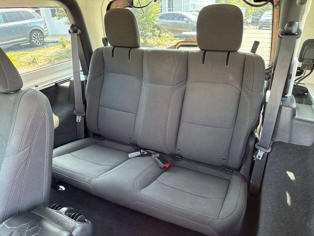 Used 2018 Jeep Wrangler Sport AWD/4WD image 27