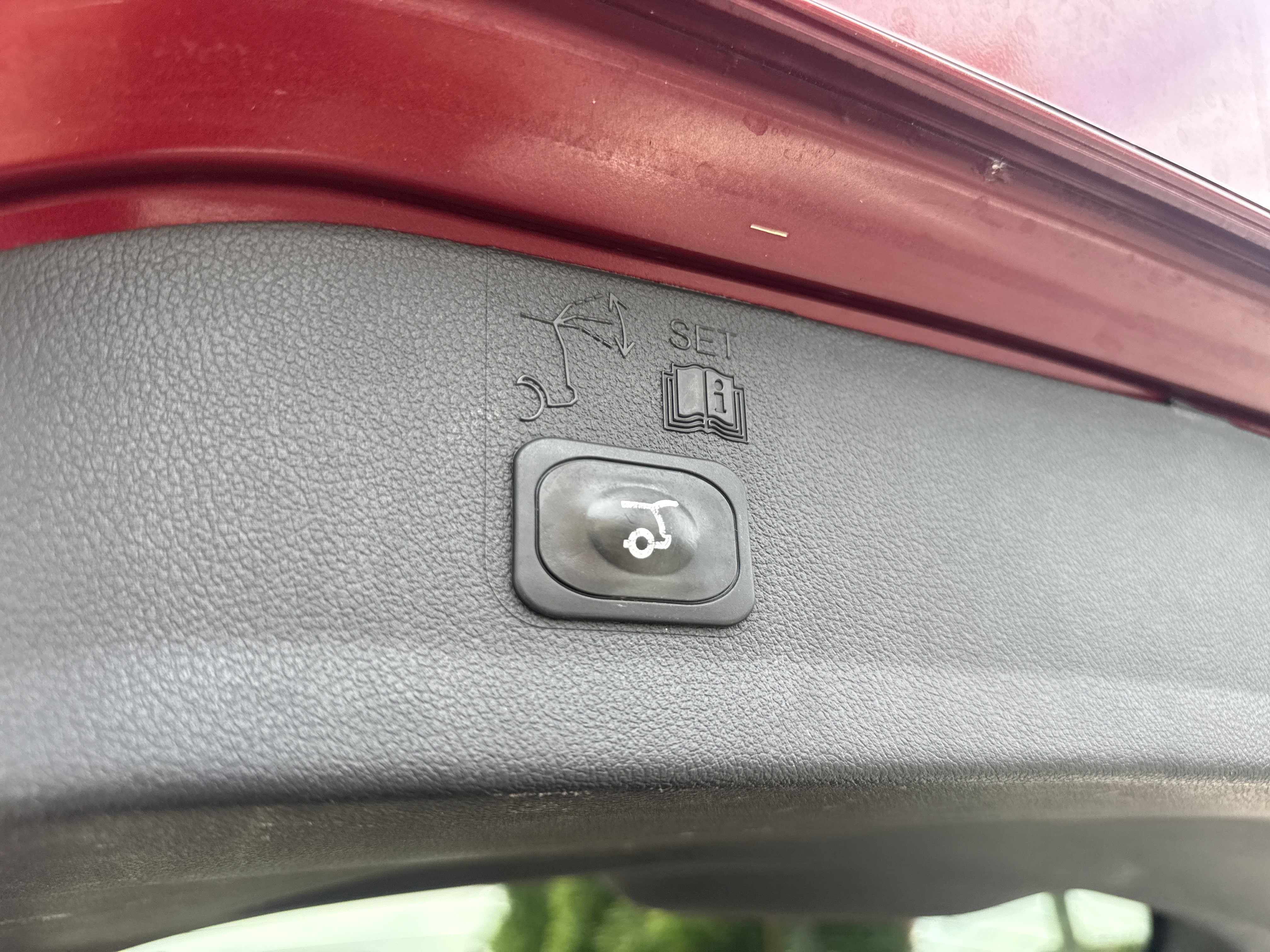 Used 2014 Ford Escape Titanium AWD/4WD image 18