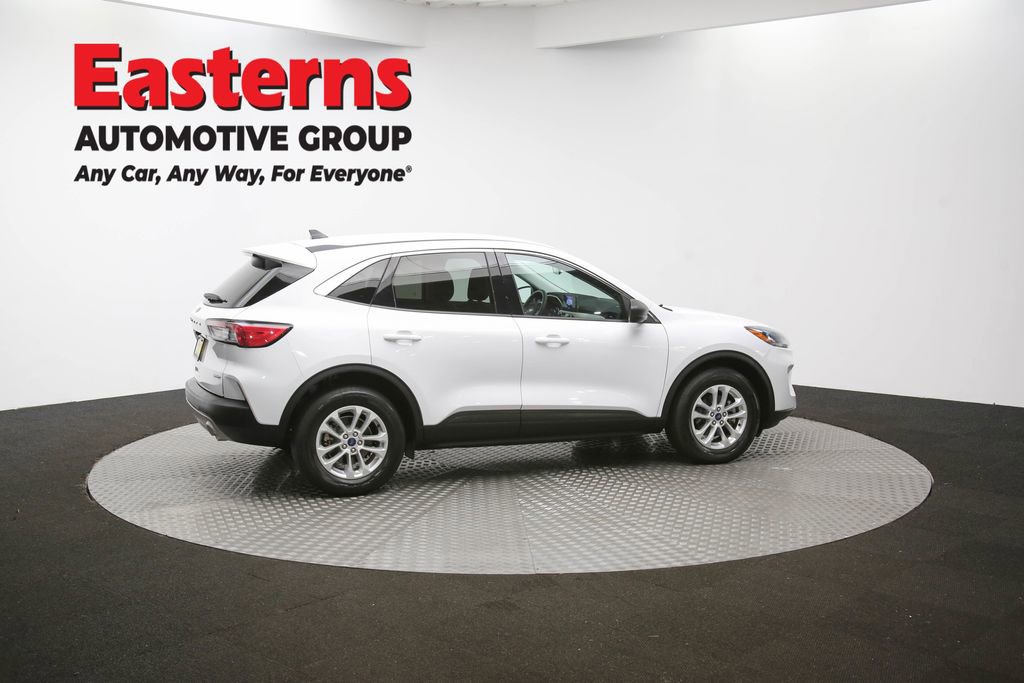 Used 2022 Ford Escape SE image 42
