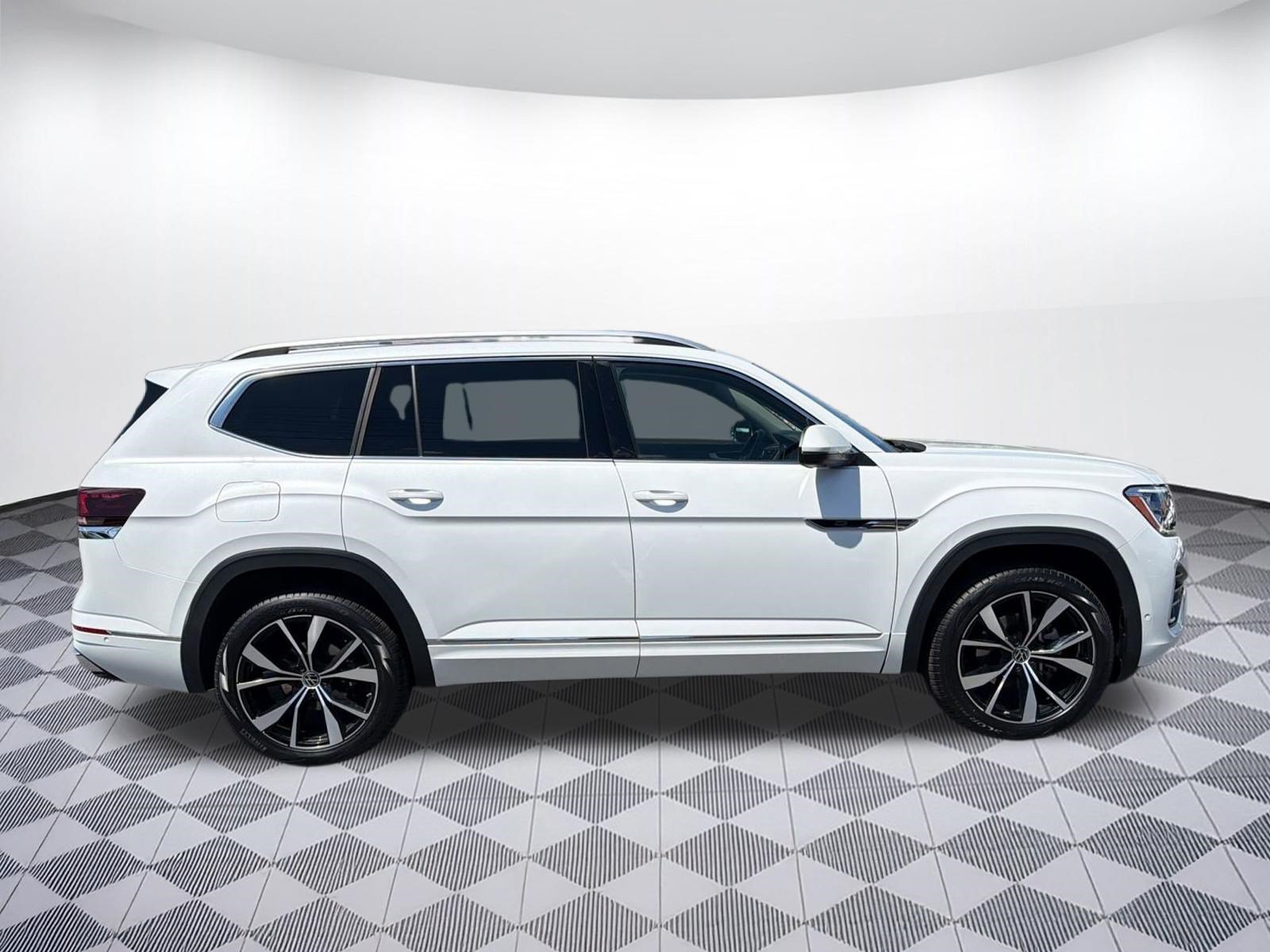 New 2026 Volkswagen Atlas SEL Premium R-Line AWD/4WD image 8