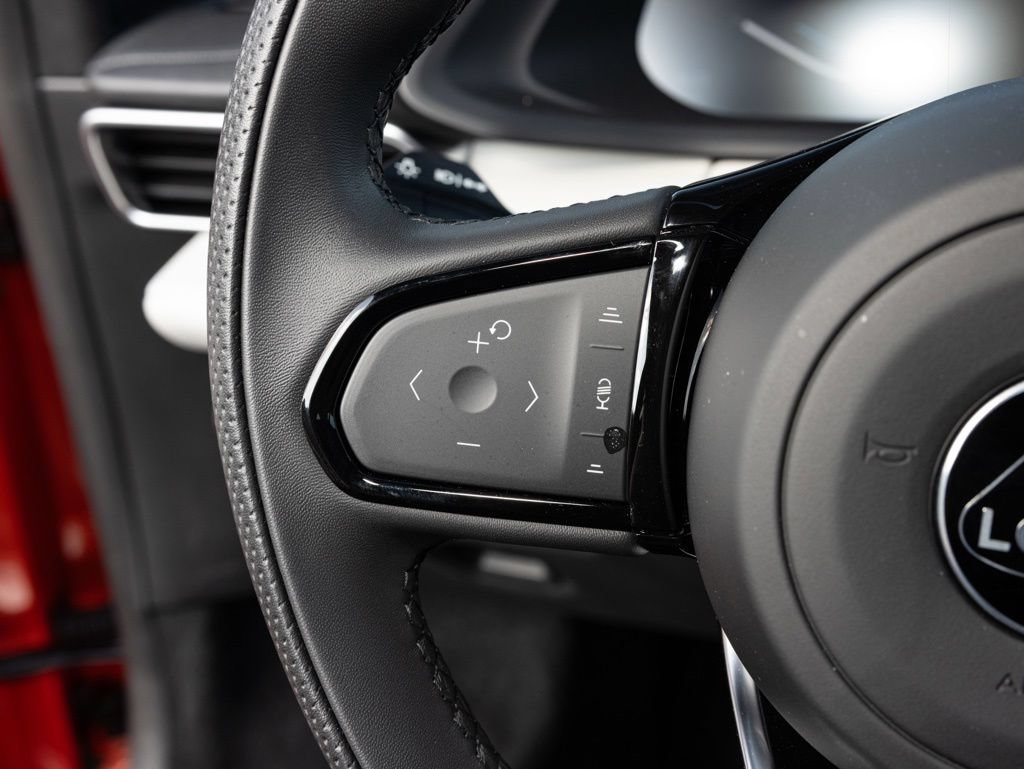 Used 2025 Lotus Emira RWD image 33