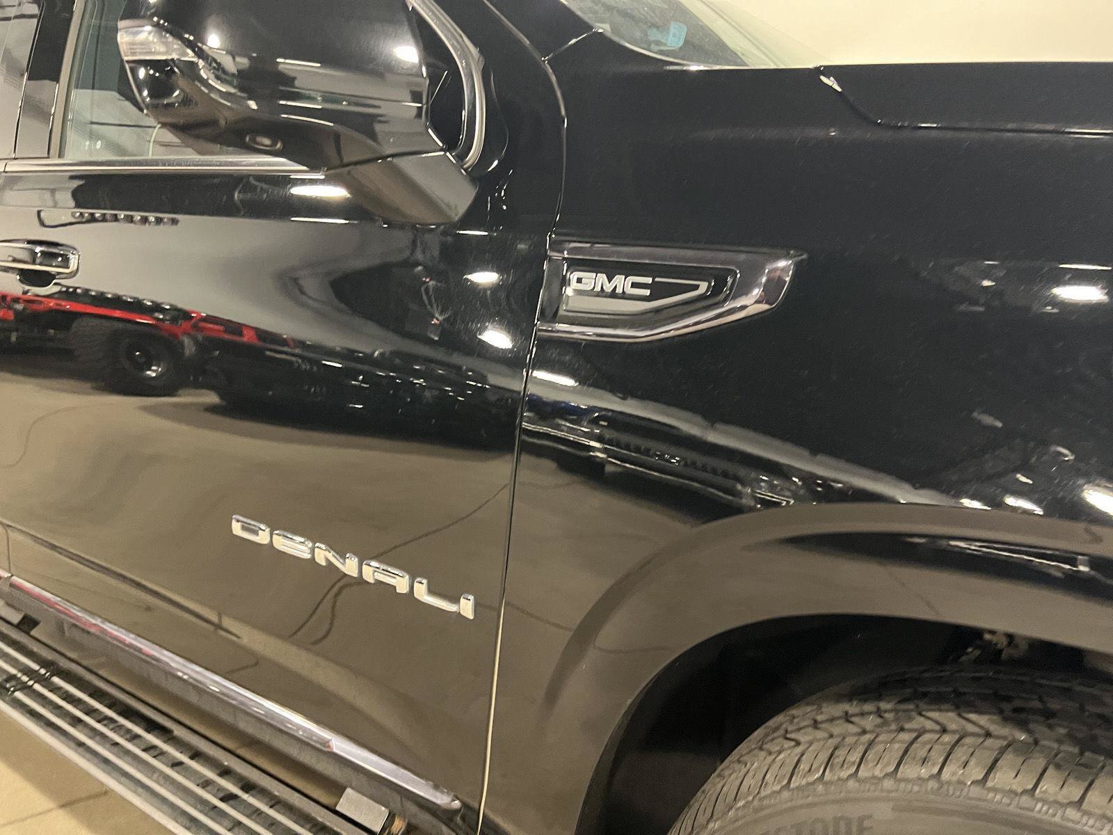Used 2024 GMC Yukon Denali Ultimate AWD/4WD image 51