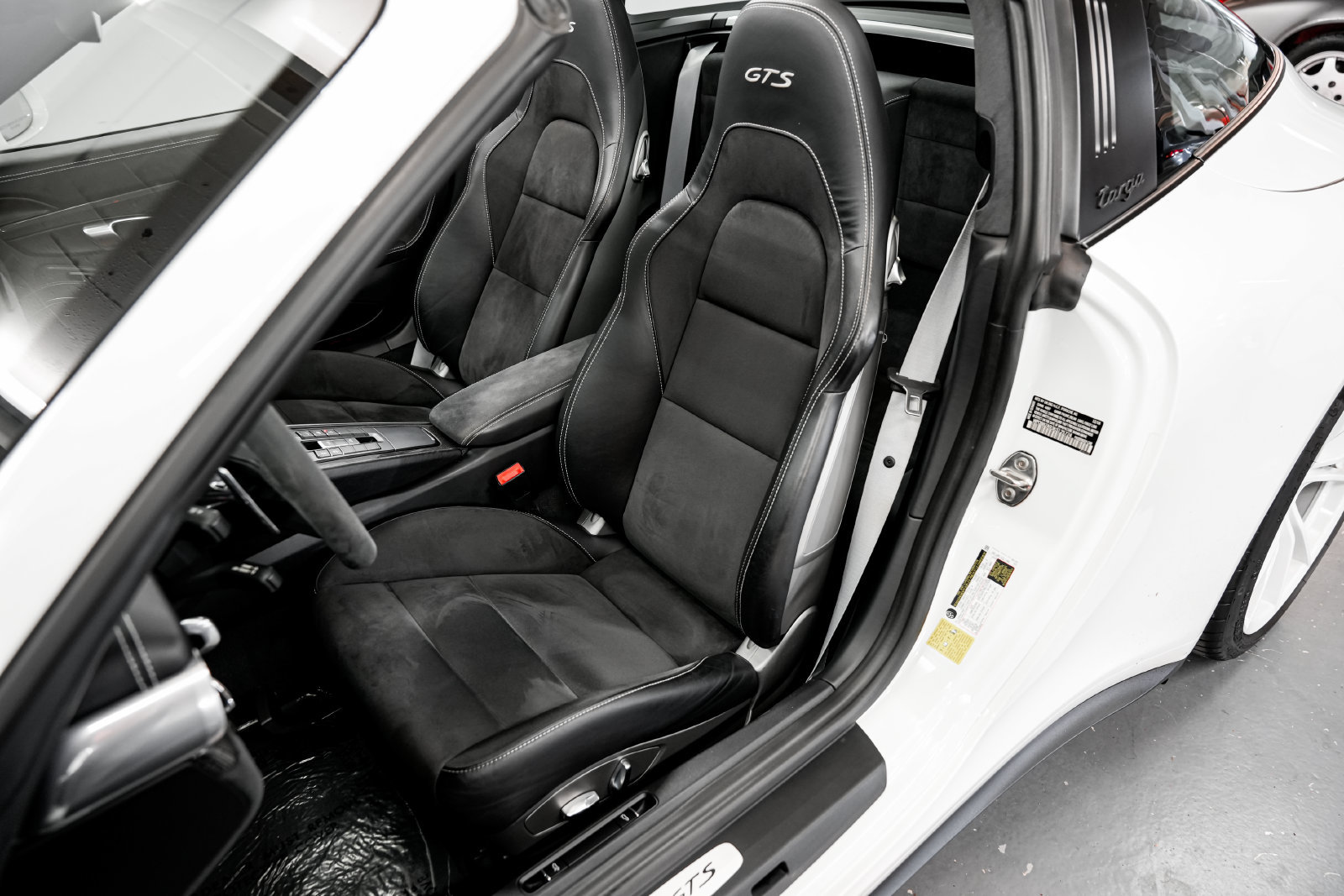 Used 2019 Porsche 911 Targa 4 GTS w/ GTS Interior Package AWD/4WD image 21