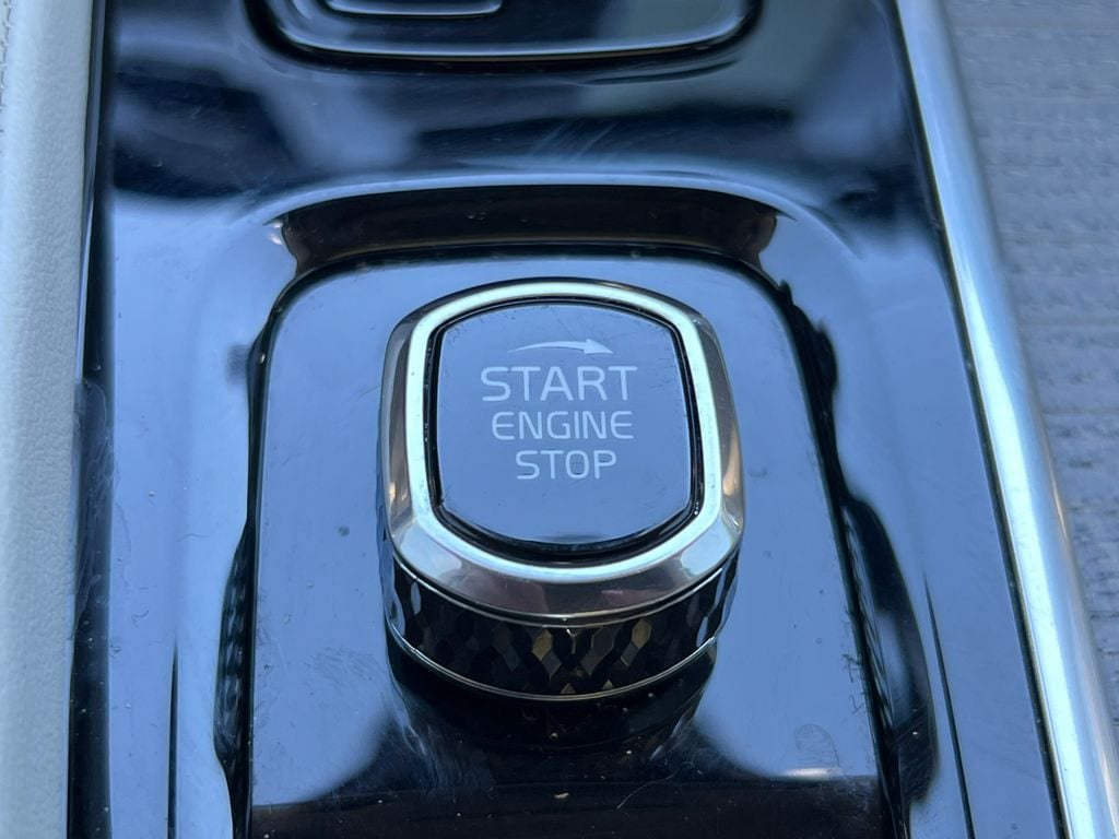 Used 2024 Volvo XC90 T8 Plus w/ Protection Package AWD/4WD image 29