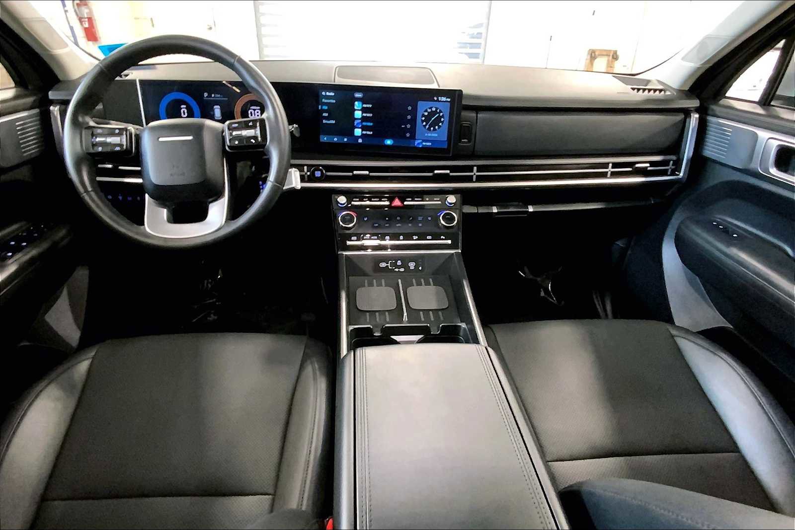 Used 2024 Hyundai Santa Fe SEL image 14
