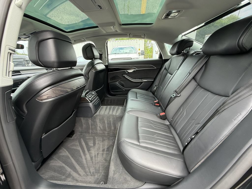 Used 2023 Audi A8 L 3.0T AWD/4WD image 25