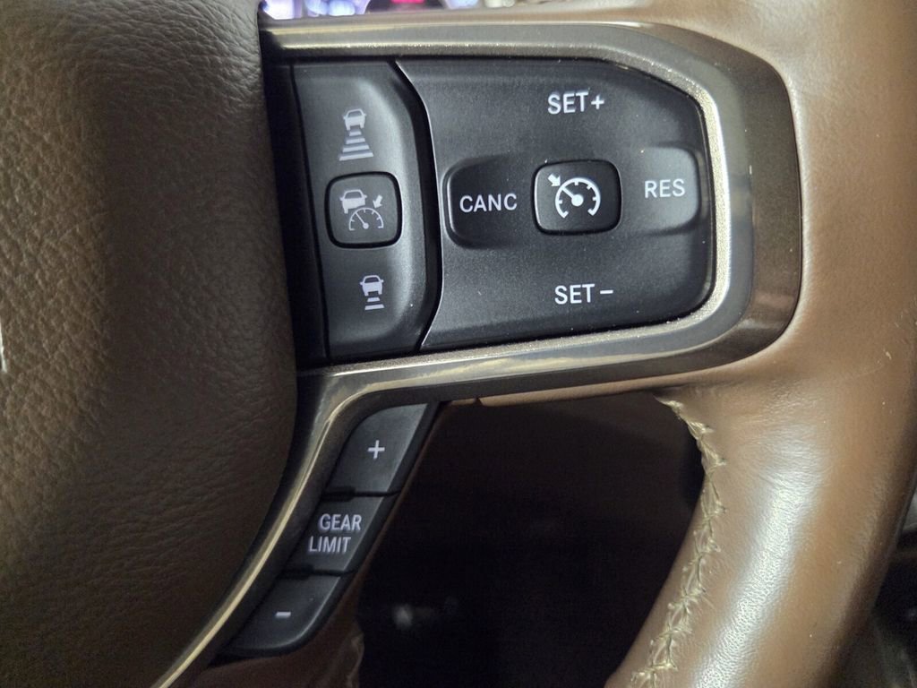 Used 2019 RAM 1500 Limited AWD/4WD image 18