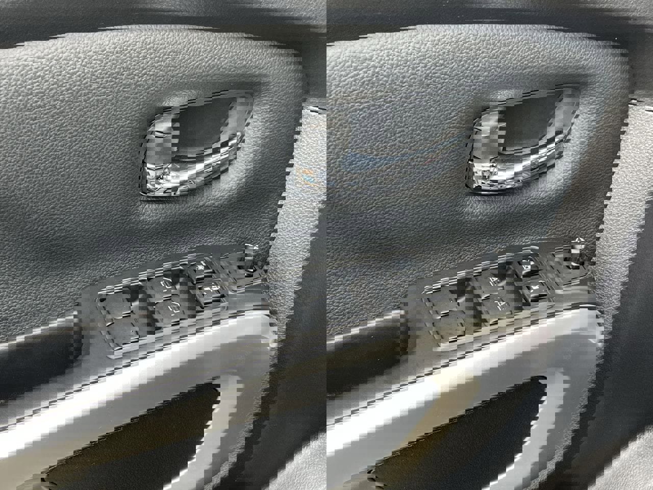 Used 2021 Nissan Titan SV w/ SV Convenience Package image 29