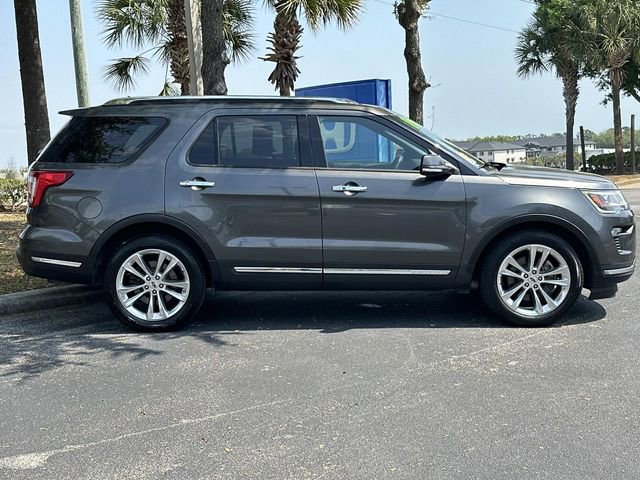 Used 2019 Ford Explorer Limited image 2