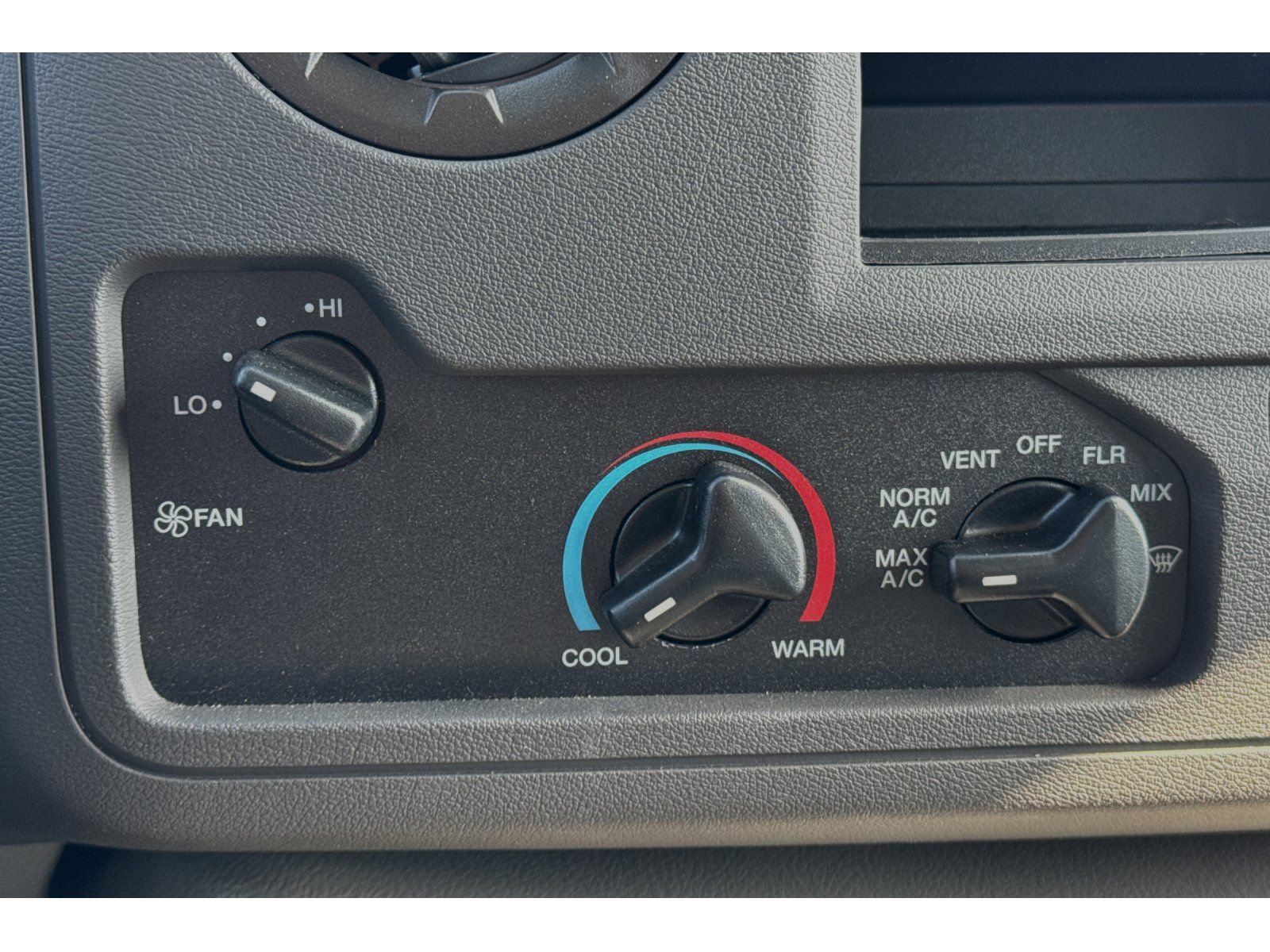 New 2025 Ford E-350 and Econoline 350 Super Duty w/ Power Equipment Group RWD image 16